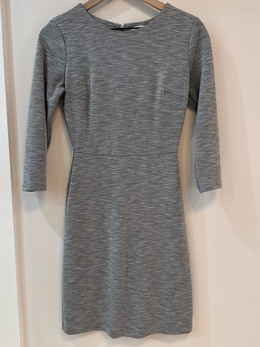 Old Navy Heather Gray Quarter Sleeve Knit Sheath Dress
